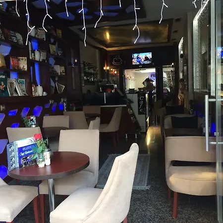 Glorina Hotel 3*