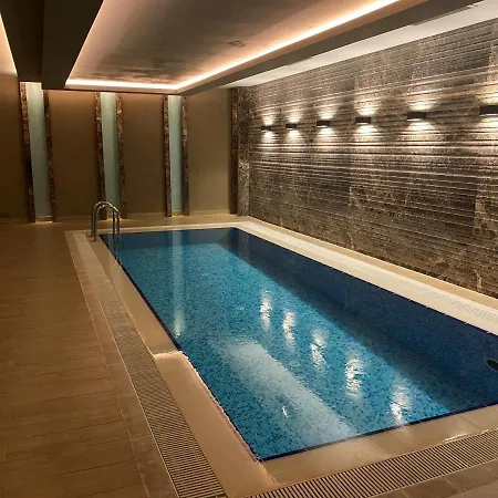 Apartahotel The Y