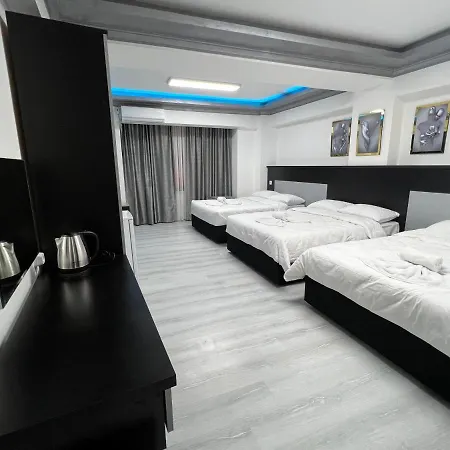 Grand Honey Hotel