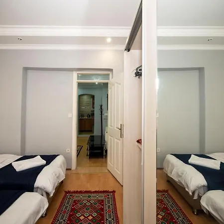 Taksim Suite-ll Apartment