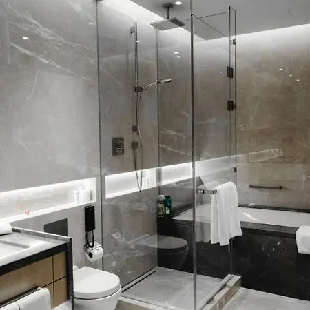 Serviced Luxurious 3+1 In Address Emaar Square Apartment *