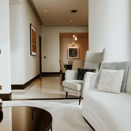 Serviced Luxurious 3+1 In Address Emaar Square Istanbul