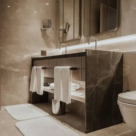 Serviced Luxurious 3+1 In Address Emaar Square Apartment Istanbul
