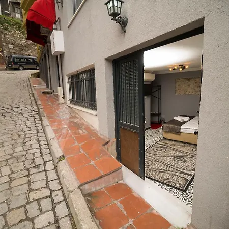 Hhk Hotel