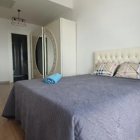 Mall Of Appartement