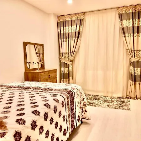 L'elegance De Jjm Homestay *