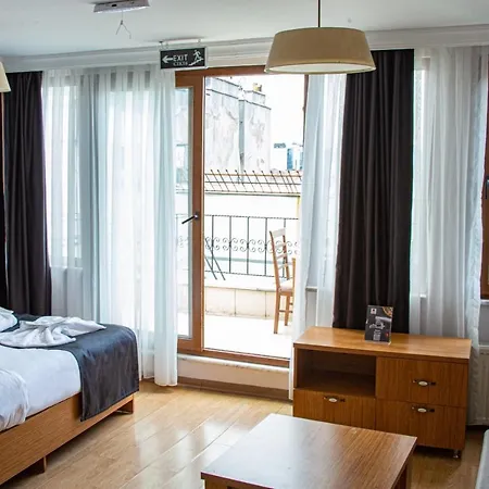 Three Apples Taksim Апарт-отель 3*