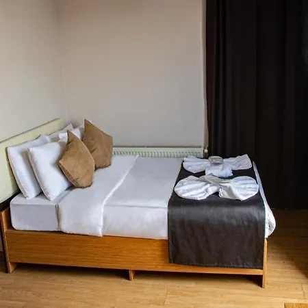 Three Apples Taksim 3* Стамбул