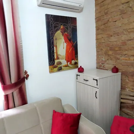 Istanberry - Berry Life 2* Istanbul