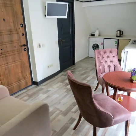 Istanberry - Berry Life Aparthotel 2*