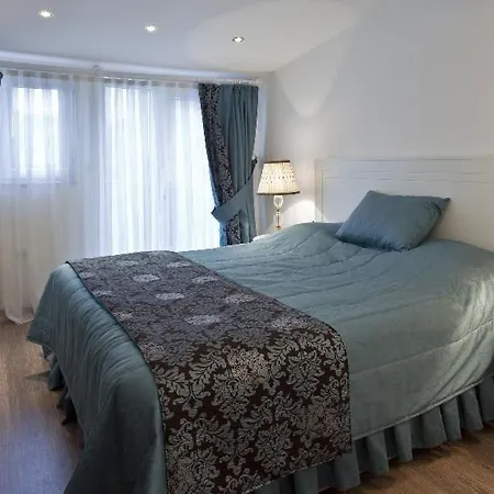 Apartment Ascot House