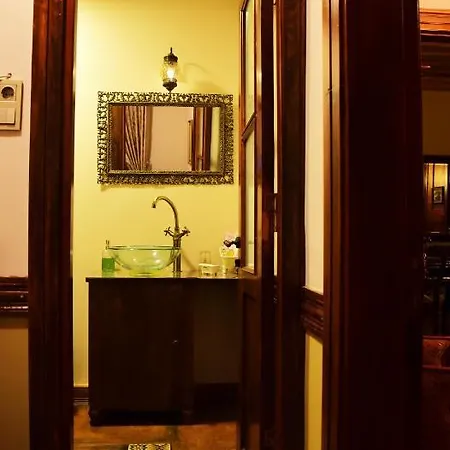 Ottoman By Sera House Bed and breakfast 3*
