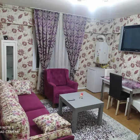 Daire üsküdar Halk Caddesi *