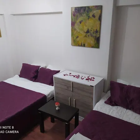 Daire üsküdar Halk Caddesi