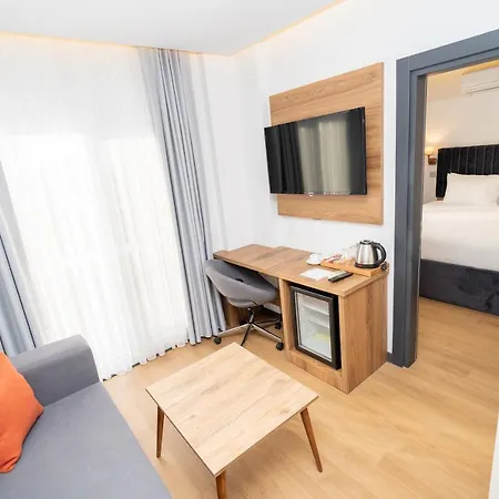 Hotel Business Life Bakirkoey
