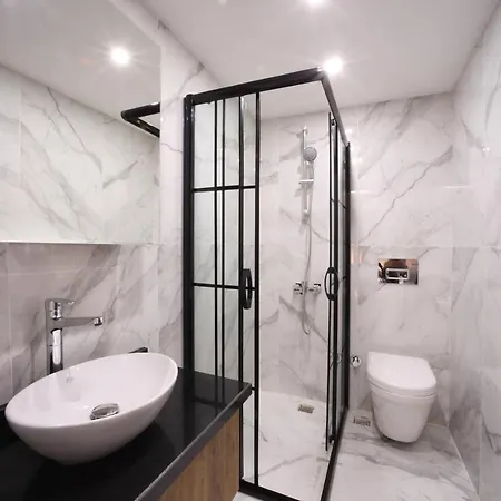 Xenia Hotel 3*
