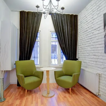 Maravilloso Galata Hotell 2*