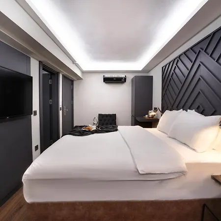 Hotel Xenia