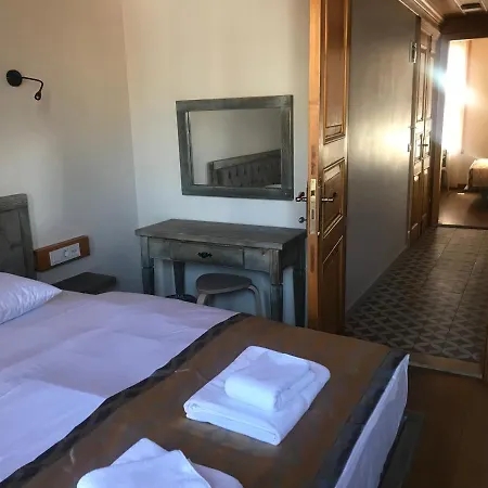 Hotel Mansion *