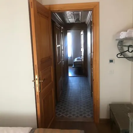 Mansion Hotel