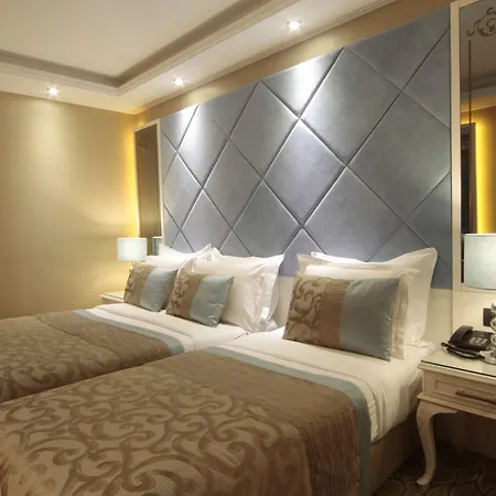 Hotel The Parma Downtown 4*