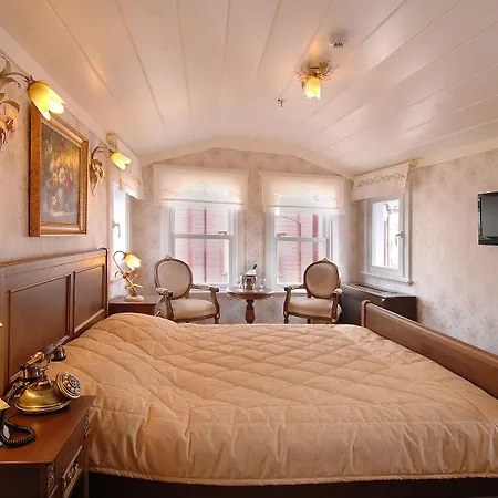 Darussaade Old City - Sultanahmet Hotel
