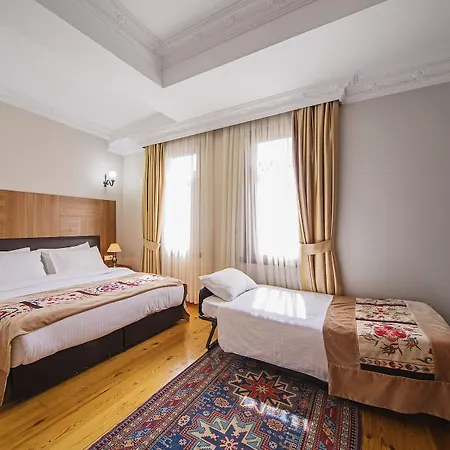 Hotel Hippodrome 3*
