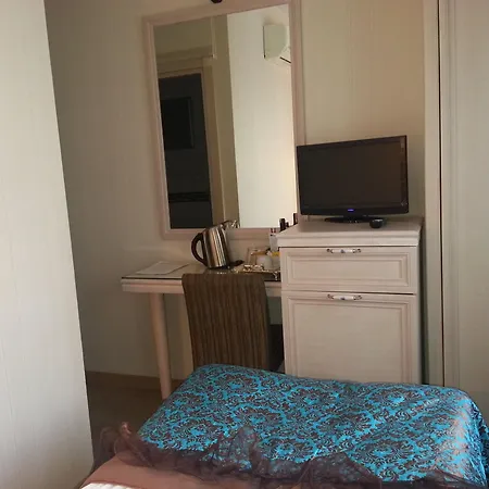 Hotel Novano 3*