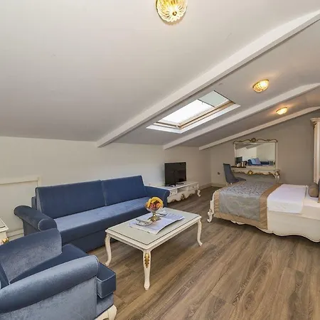 Hotel Glorious 4*
