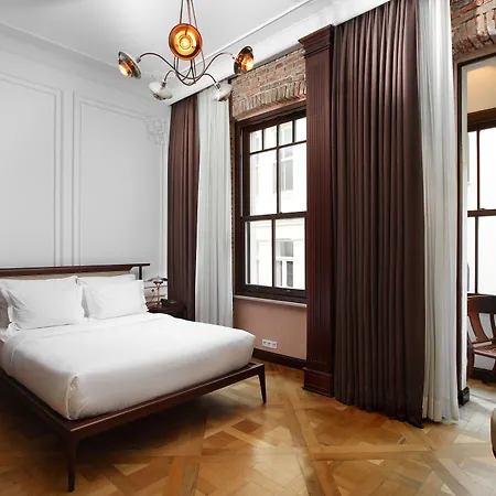 Georges Galata 4*