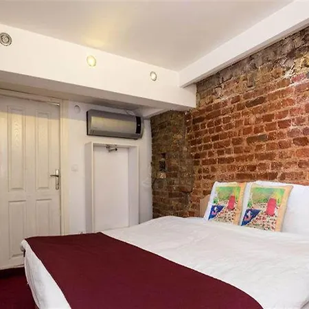 Hotel Corner Hot 3*