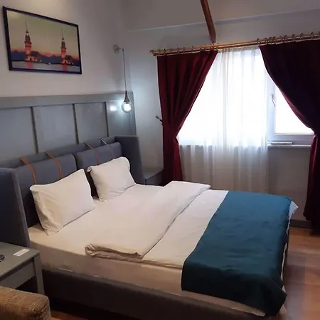 Corner Hot Hotel