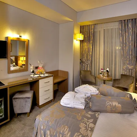 Momento - Special Category Hotel 4*