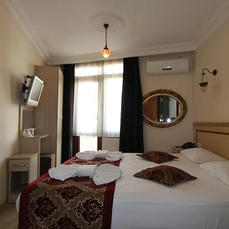 Art Hotel 3*