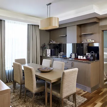 Avantgarde Urban Levent 4*