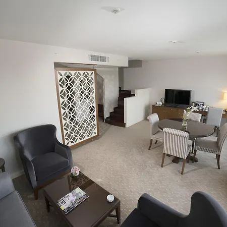 Miracle Asia Airport & Spa Hotel