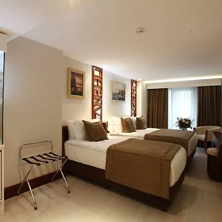 Victory & Hotel