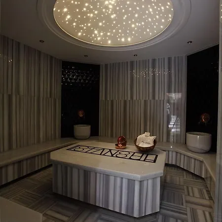 Victory & Hotel Provincia di Istanbul