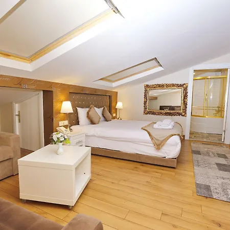 Diamond Royal Hotel
