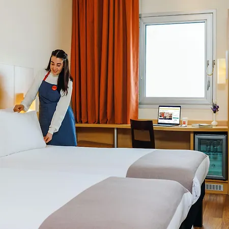 Ibis Esenyurt