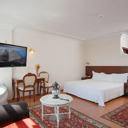 Hotell Ada 3*