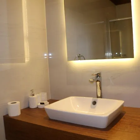 Triada 4*
