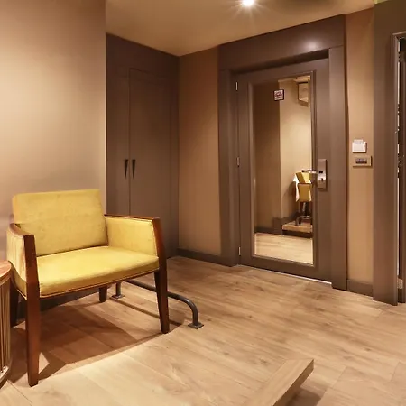 Taksim Premium 3*