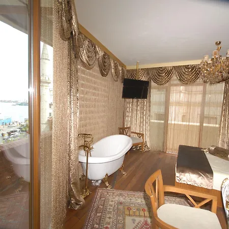 Hotel Galata Palace 2*