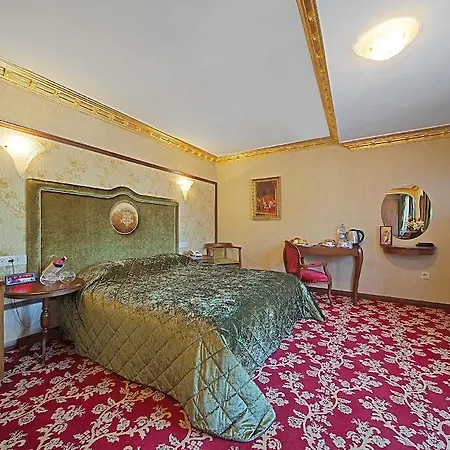 Hotel Antea Palace & 4*