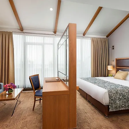 Titanic City Taksim Hotel