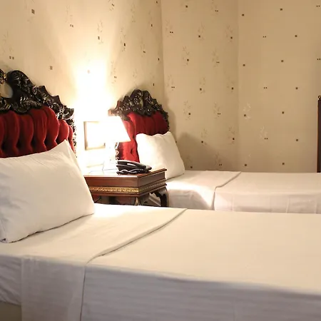 Santa Hill Otel 3*