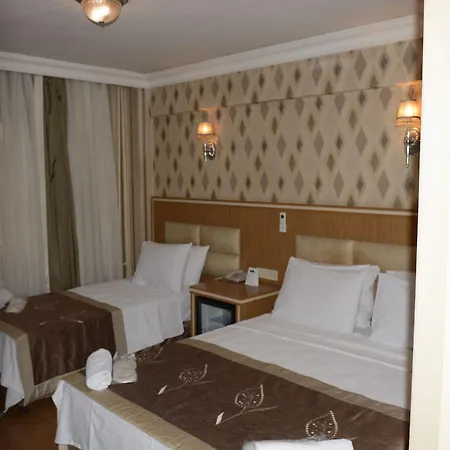 Hotel Hermanos