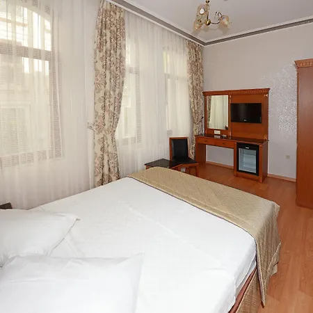 Hotel New House 4*
