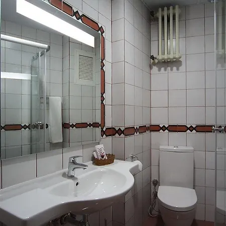 Vardar Palace - Special Category Hotel